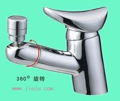 華迪衛浴HD M022凈身龍頭 創新設計與優質衛浴體驗